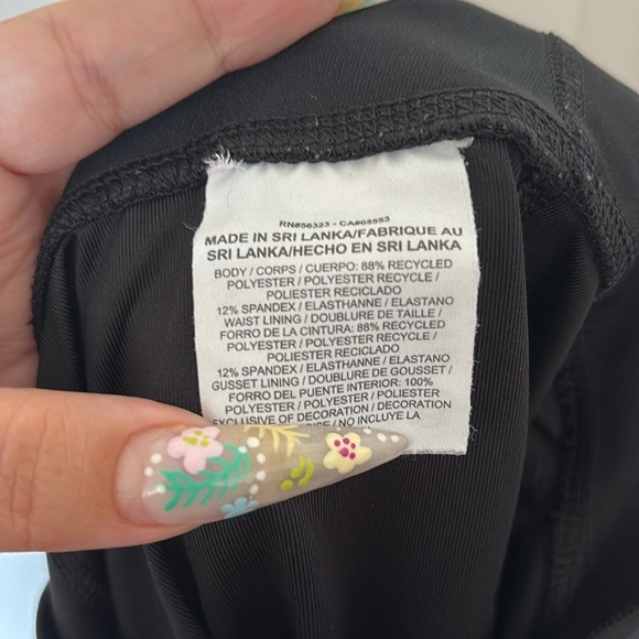 Nike Dri Fit Cropped Leggings - Picture 5 of 5